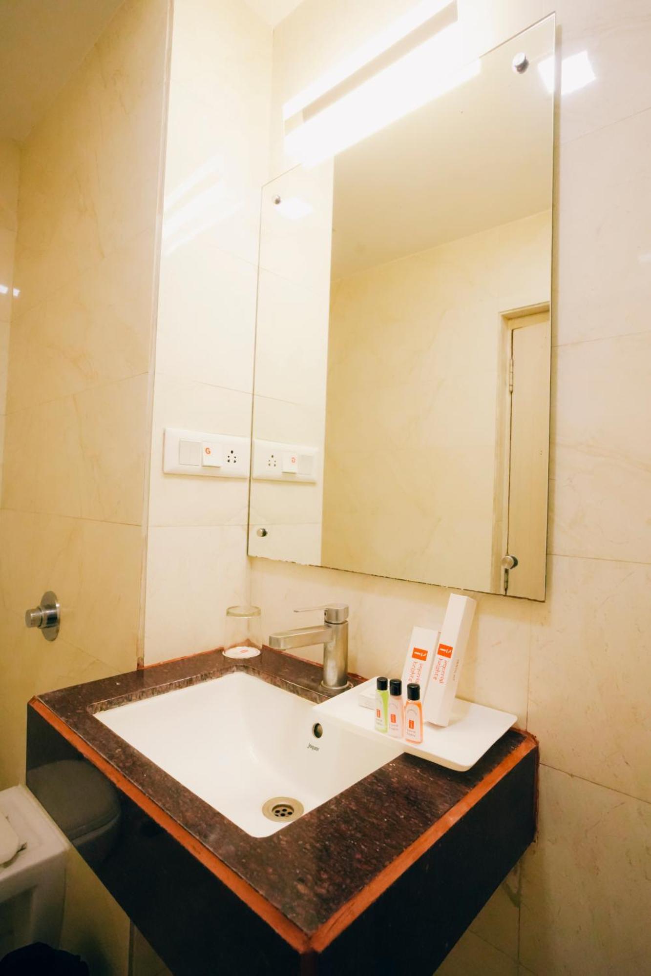 Imperial Heights Hotel Диогар Екстериор снимка