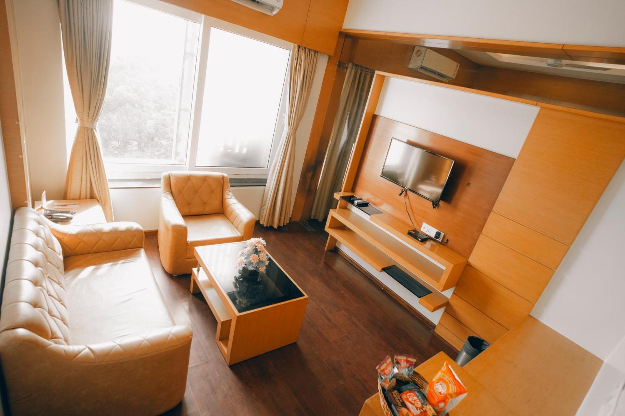 Imperial Heights Hotel Диогар Екстериор снимка