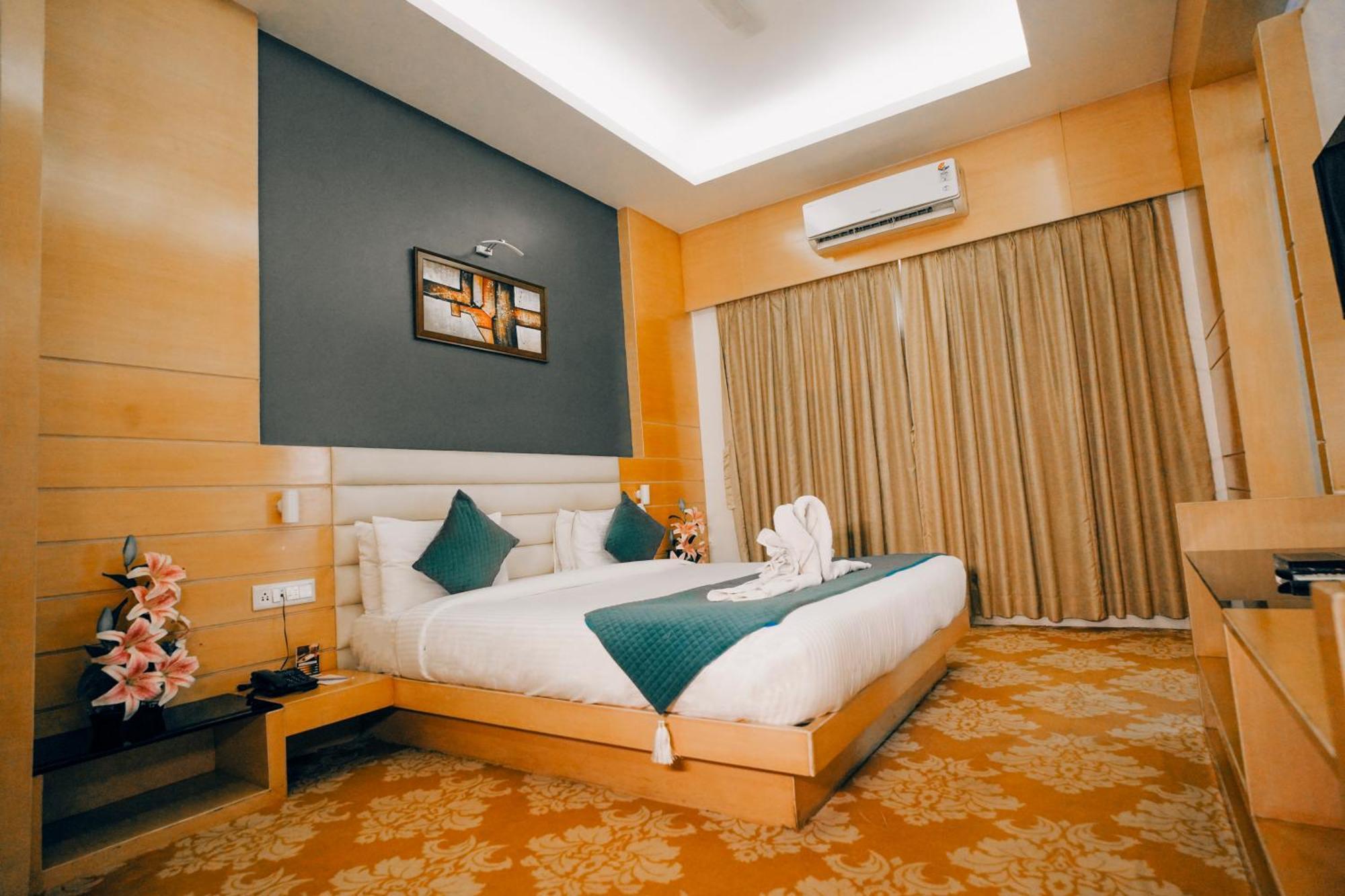 Imperial Heights Hotel Диогар Екстериор снимка