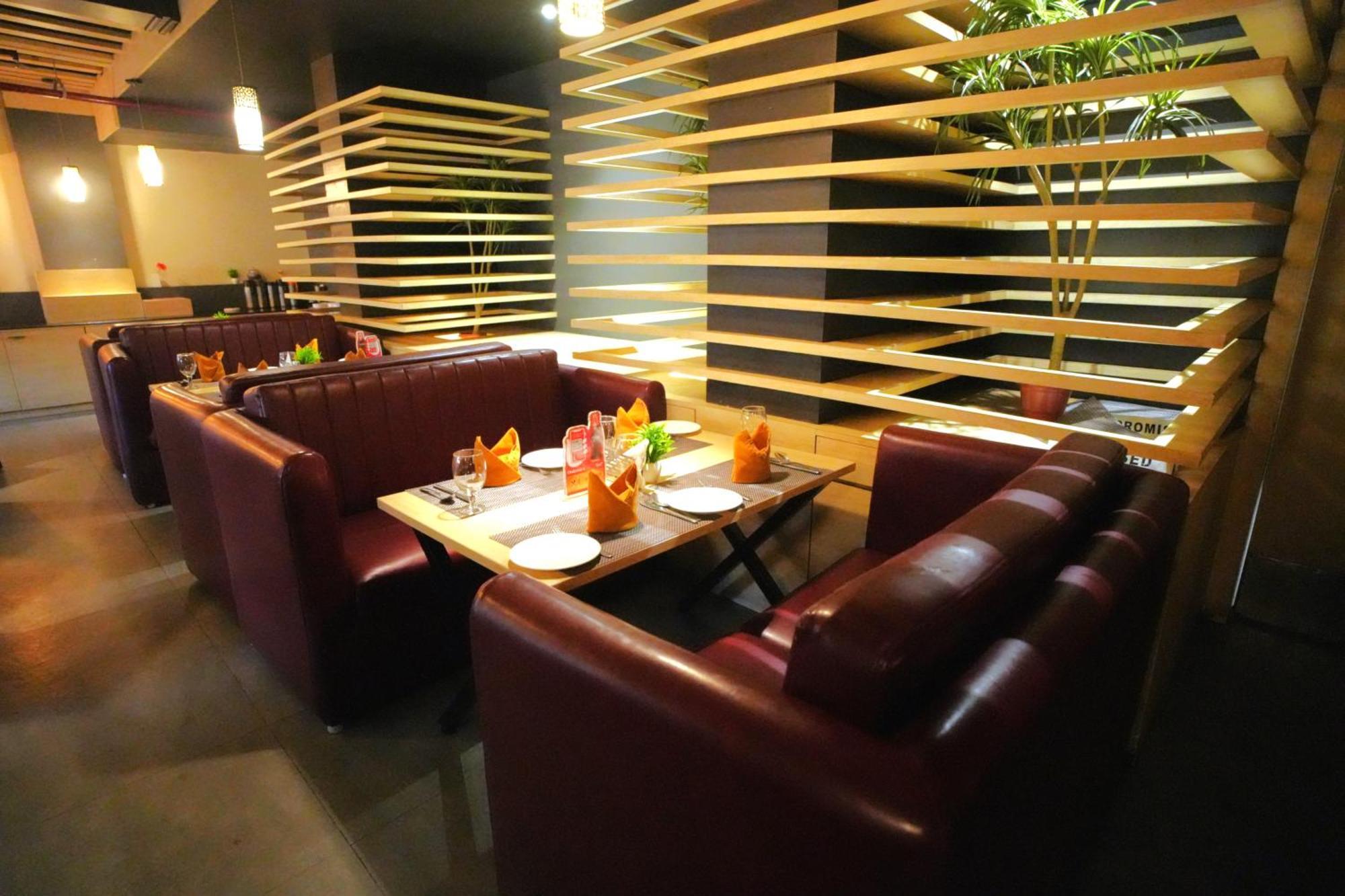 Imperial Heights Hotel Диогар Екстериор снимка